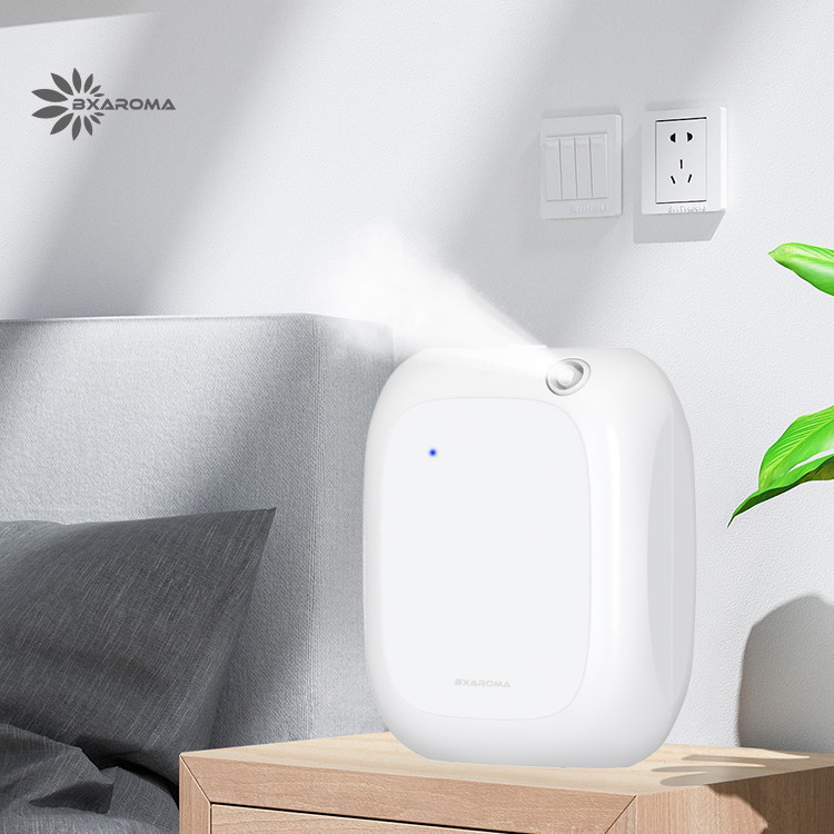 X200 Plug In Air Scent Diffuser Portable 1500m3 200ml White Color